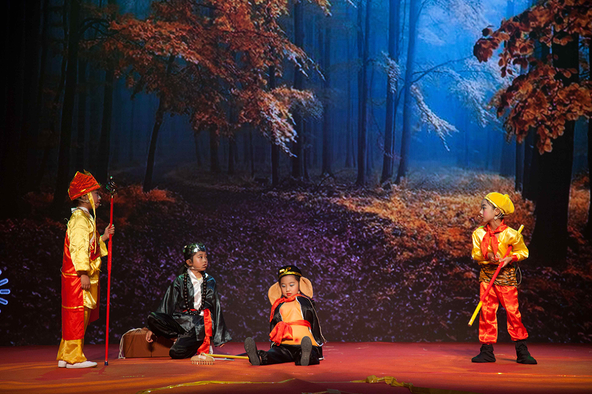 团体英文短剧表演